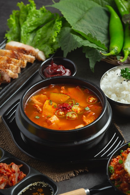 Free photo bean paste soup in korean style