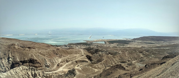 Бесплатное фото Красивый вид с воздуха на район мертвого моря израиль
