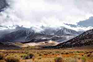 Free photo beautiful cloudy sierra nevada