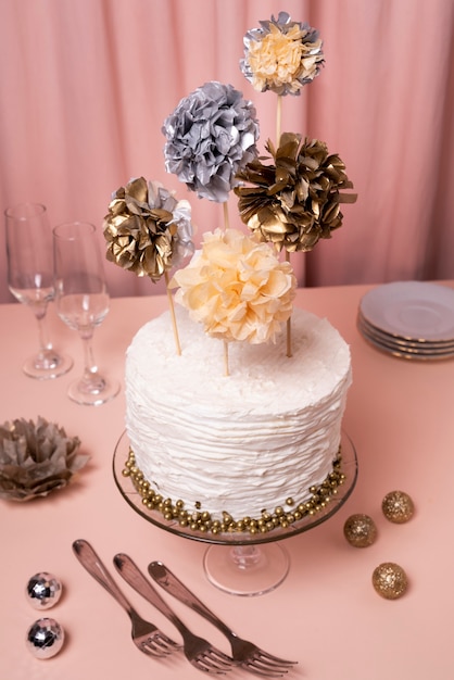 Beautiful and elegant cake topper