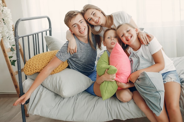 Free photo beautiful family have fun at home