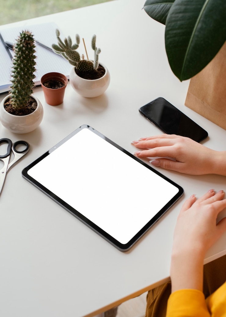 無料Photo タブレットをチェックする美しい庭師