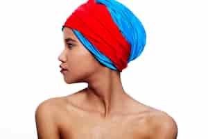 Free photo beautiful girl with red lips and cloth on the head