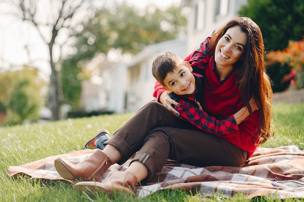 Free photo beautiful mother with little son