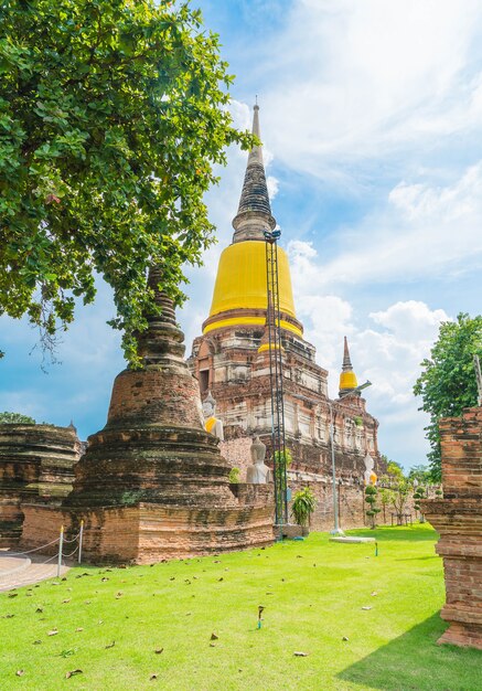 Красивая старая архитектура, история Аюттхая в Таиланде