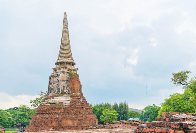 タイのアユタヤの美しい古い建築史跡