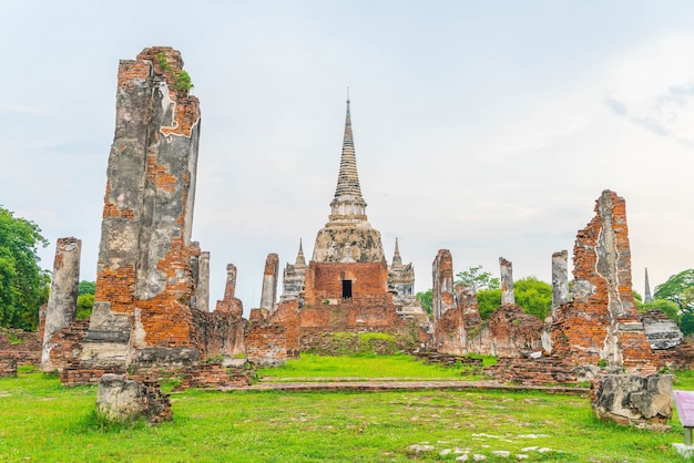 Красивая старая архитектура, история Аюттхая в Таиланде