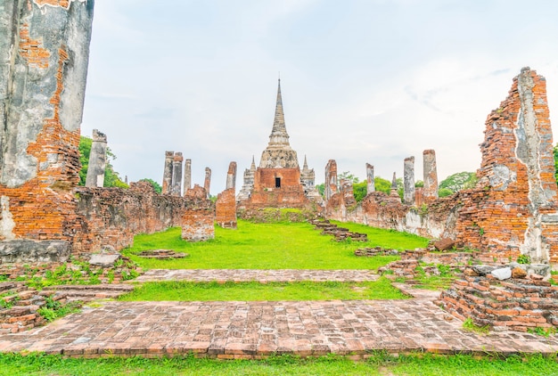 Красивая старая архитектура, история Аюттхая в Таиланде