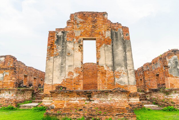 Красивая старая архитектура, история Аюттхая в Таиланде