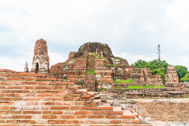 タイのアユタヤの美しい古い建築史跡