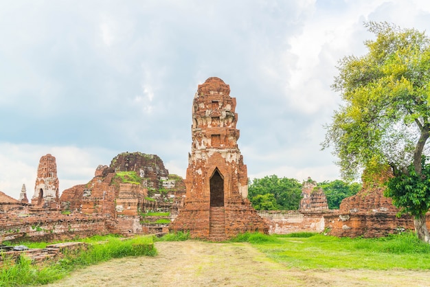 beautiful old architecture historic of Ayutthaya in Thailand