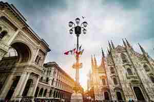 Free photo beautiful panoramic view of duomo square in milan with big stree