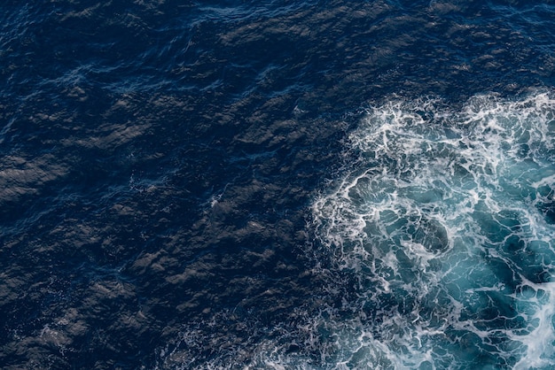 海の波の美しい写真