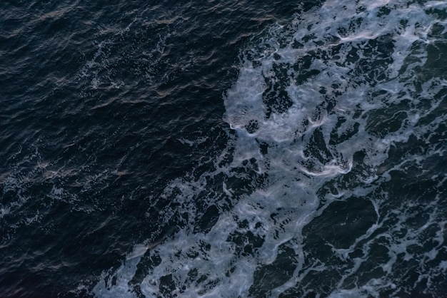 海の波の美しい写真