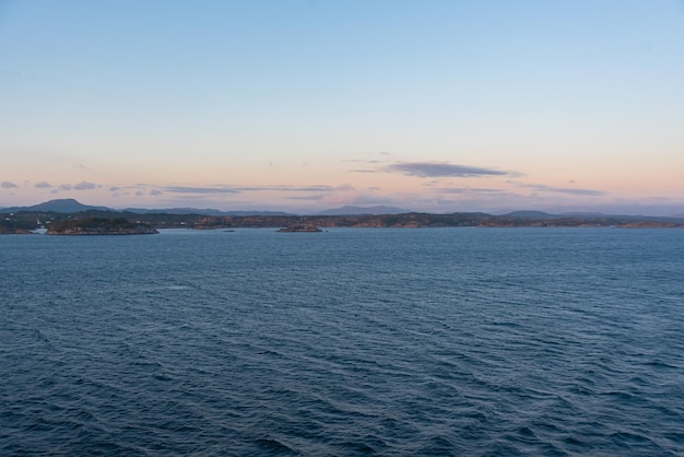 Foto gratuita una bella foto delle onde del mare