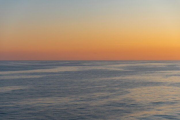 Foto gratuita una bella foto delle onde del mare