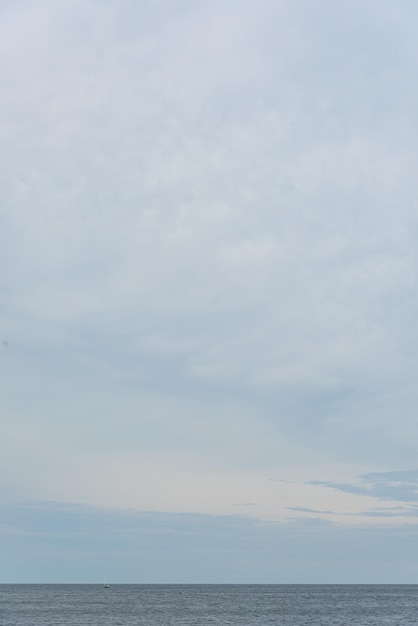 Foto gratuita una bella foto delle onde del mare