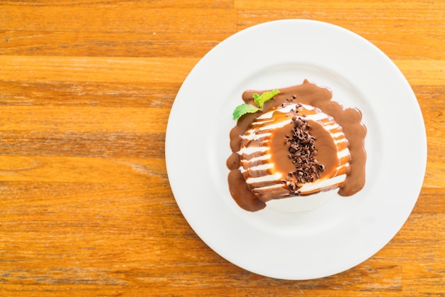Beautiful plate chocolate cuisine creamy