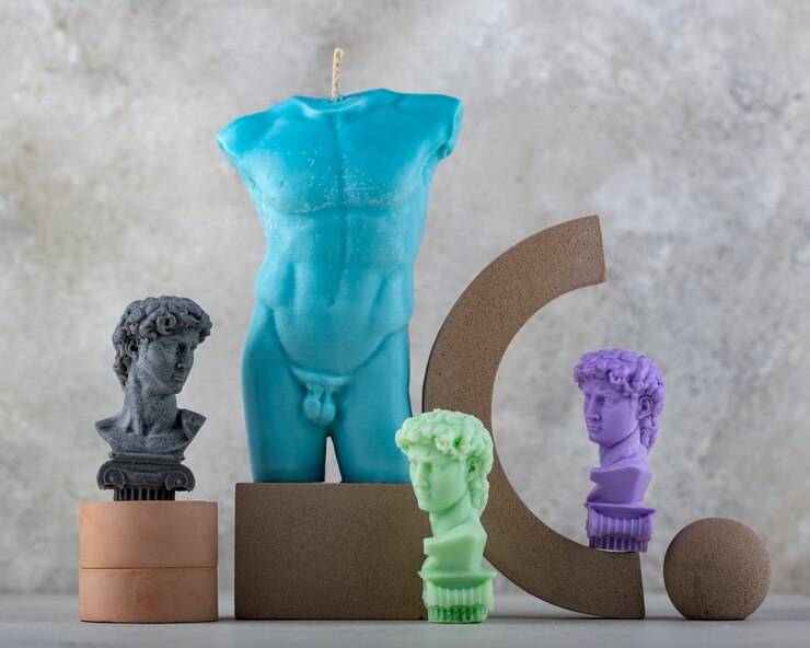 Free Photo beautiful roman figure carving