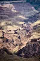 Foto gratuita splendido scenario di un paesaggio di canyon nel parco nazionale del grand canyon, arizona - usa