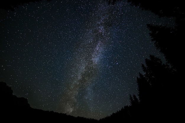 은하수 은하의 아름다운 풍경-멋진 배경에 적합