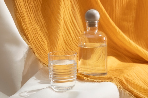 Free photo beautiful still life arrangement with water