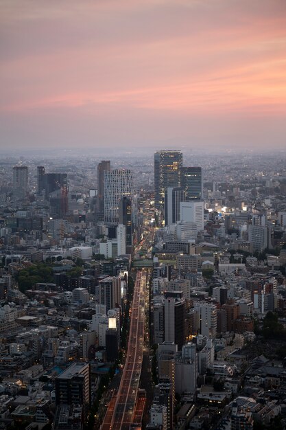 美しい高層ビルと高空の角度