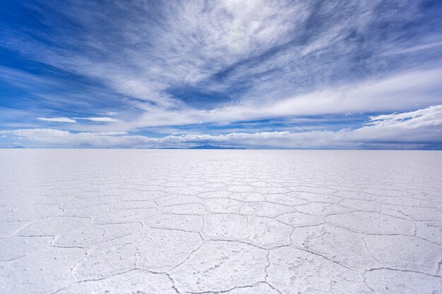 볼리비아의 아름다운 우유니 소금사막