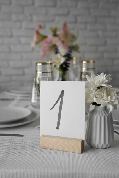 Beautiful wedding table arrangement