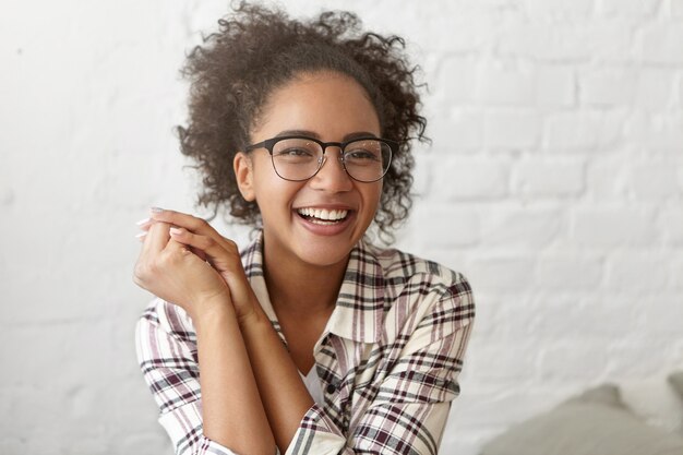 Beautiful woman at a cafe