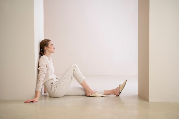 Free Photo beautiful woman wearing minimalist shirt