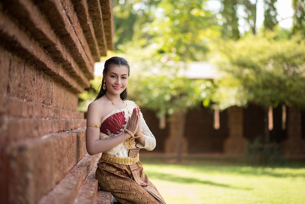 Free photo beautiful woman wearing typical thai dress