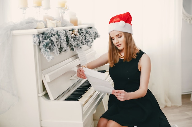 Ragazza di natale di bellezza