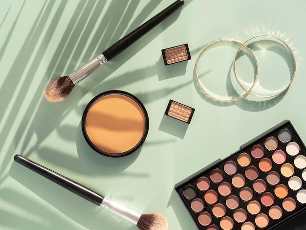 Free photo beauty cosmetics products