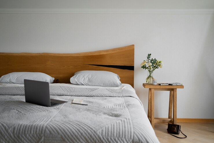 Free Photo bed arrangements still life