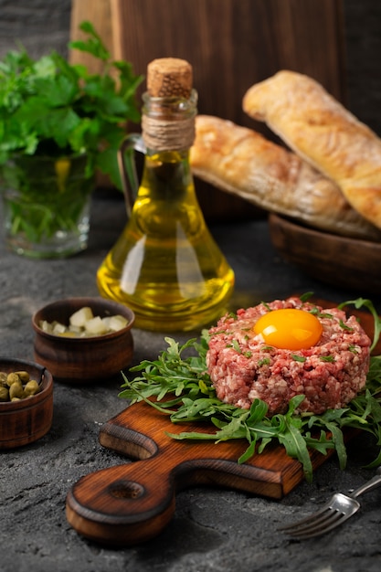 Free photo beef steak tartar still life