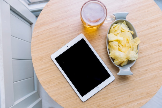 Beer concept with tablet