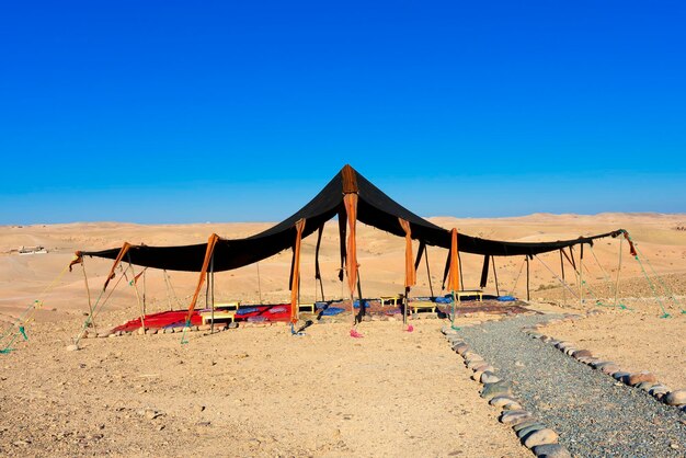 アガファイ砂漠のベルベル人のテント