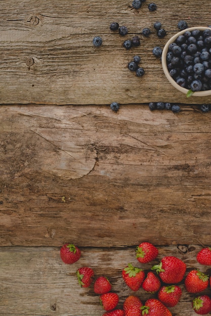 Free photo berries on the table