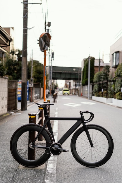 무료 사진 거리에서 야외 자전거