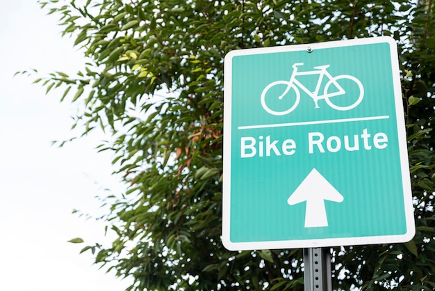Bicycle sign closeup 