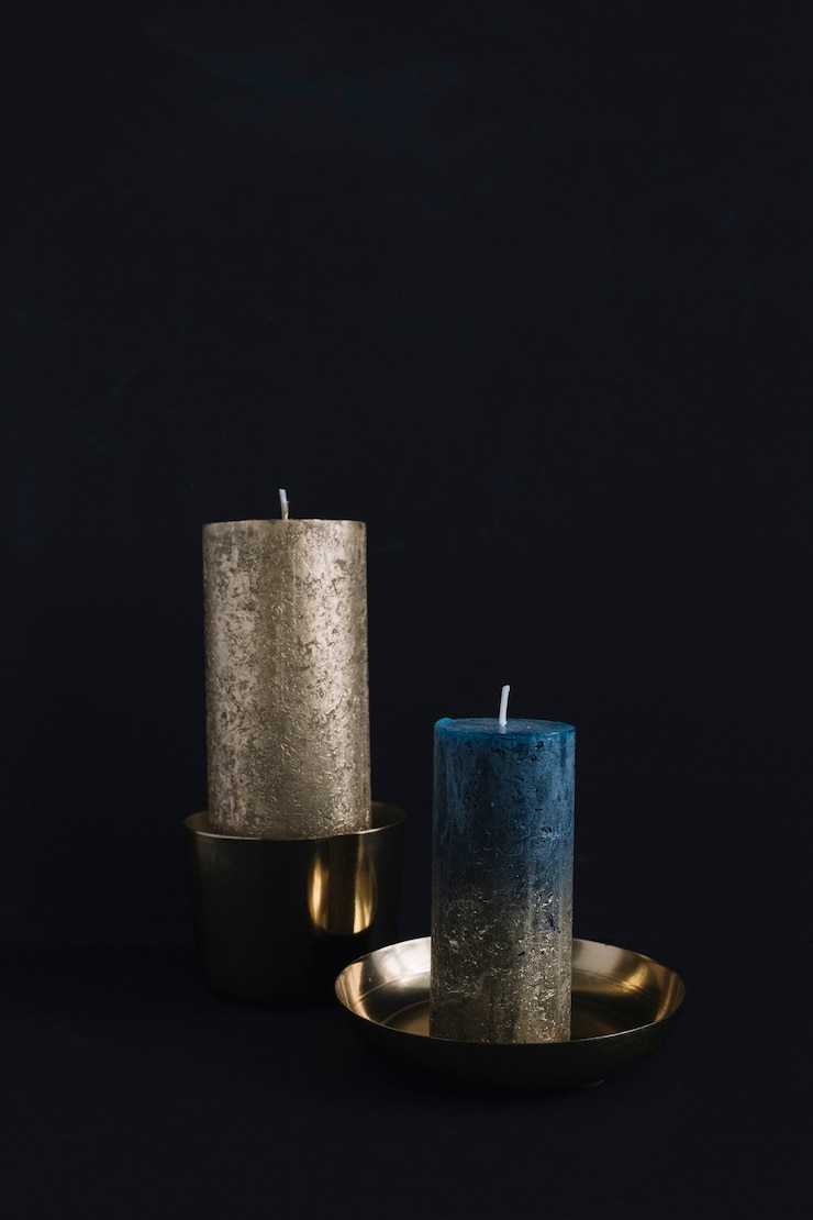 Free Photo big candles in candlesticks