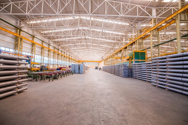 Free photo big storehouse with construction materials inside for wholesale