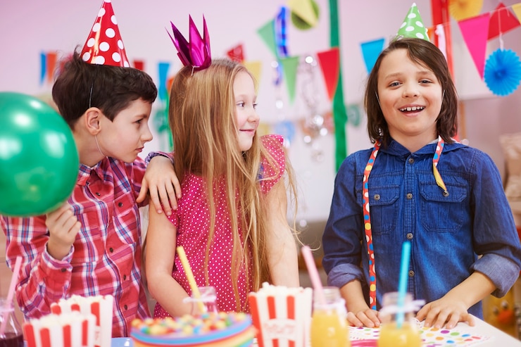 Free Photo birthday party of our friend