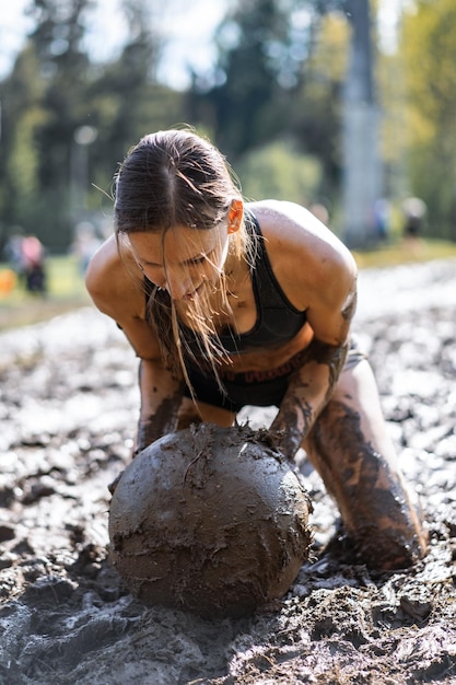 Bison Race - бег с препятствиями, спортивные соревнования, Беларусь, май 2019 г.