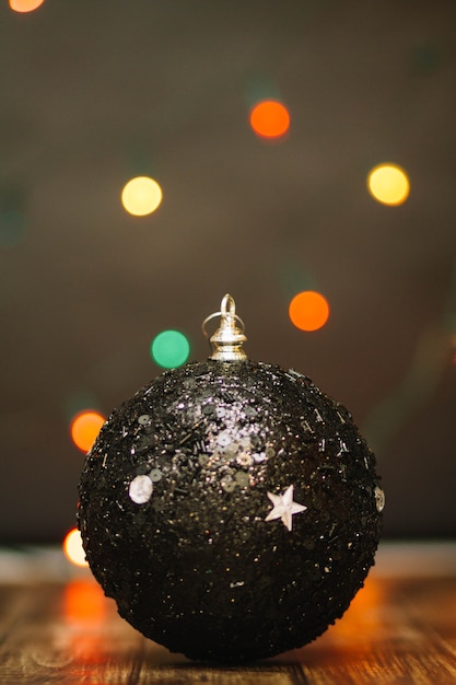 Free photo black christmas ball