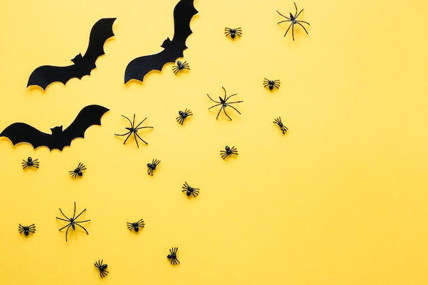 Black decorative bats and spiders