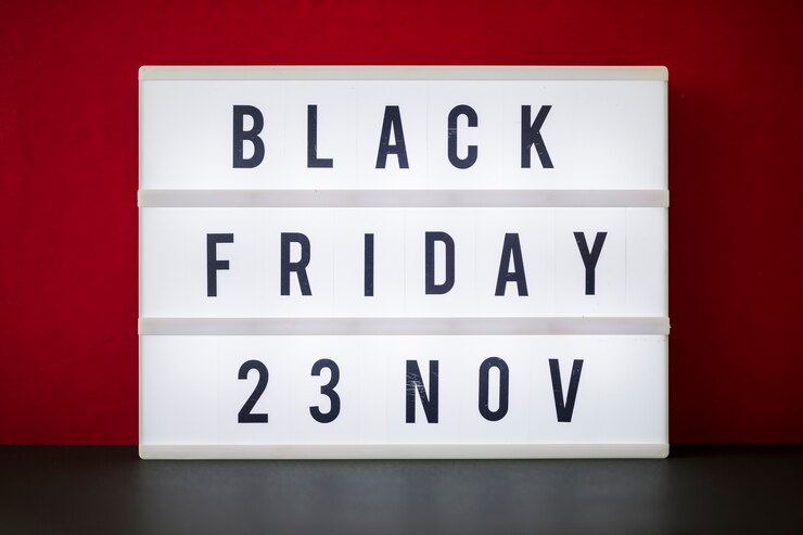 Free Photo black friday inscription on big light board