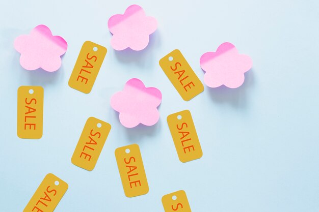 Free Photo black friday sale tags with sticky notes