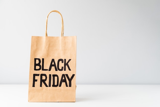 Black friday shopping bag with copy-space